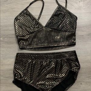 Two piece set